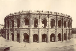 Ar&egrave;nes &agrave; Nimes